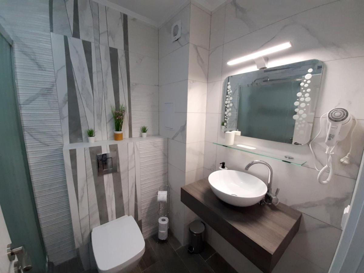 Bbr26- Sea View First Line Apartment Sarafovo Burgasz Kültér fotó